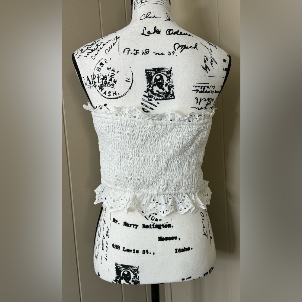 Le Lis Collection Eyelet Ruffle Stretch Smocked Tube Top Womens Size Large - Picture 2 of 7